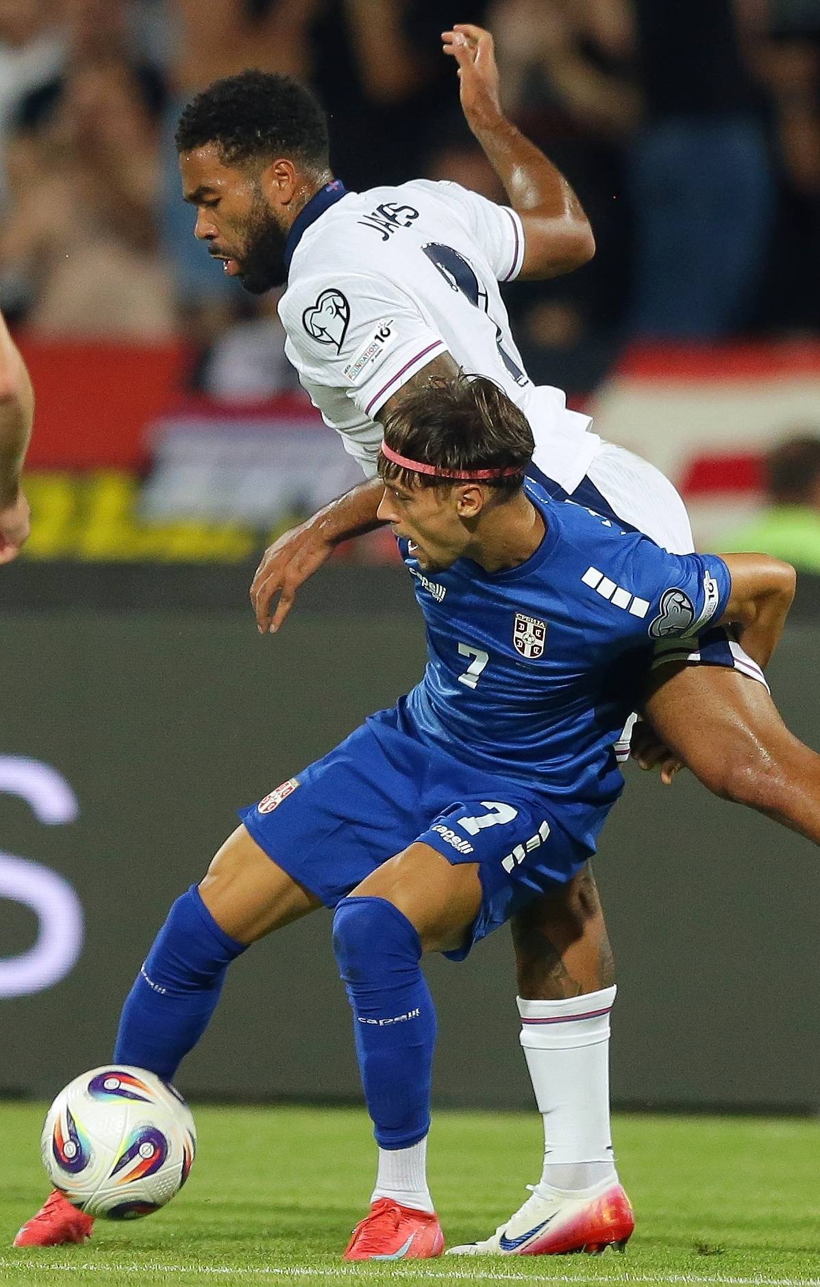 九游娱乐-包含莱万多夫斯基关键节点出色防守,塞尔维亚队带队取胜!的词条